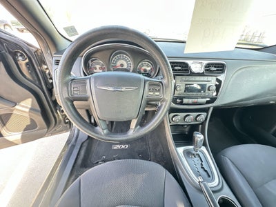 2012 Chrysler 200 LX