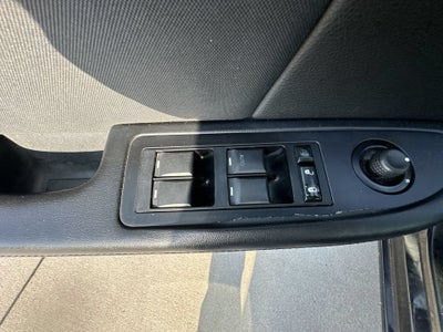 2012 Chrysler 200 LX