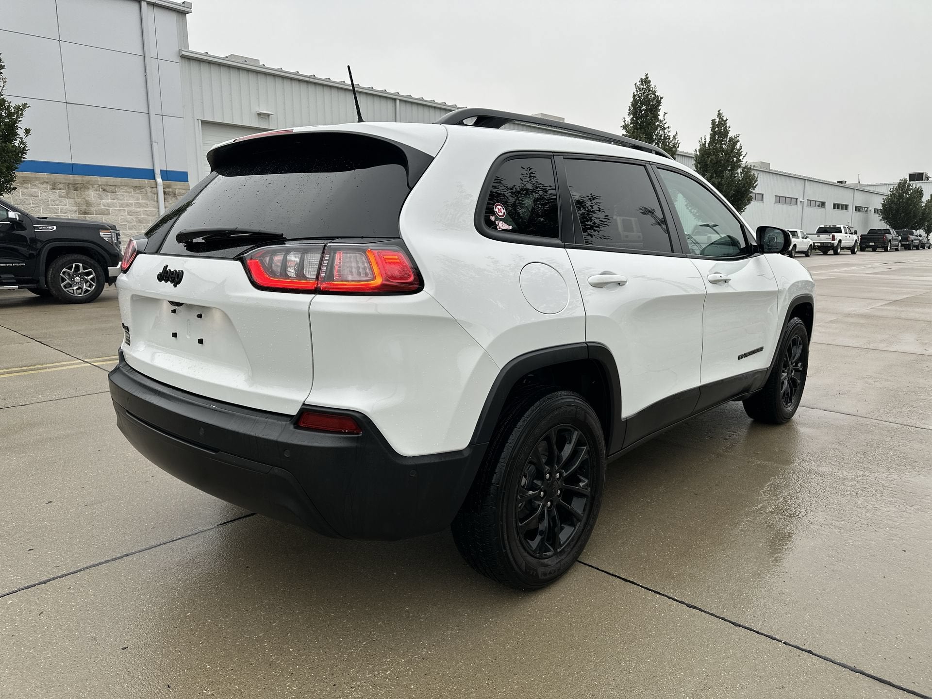 2023 Jeep Cherokee Altitude Lux 4x4