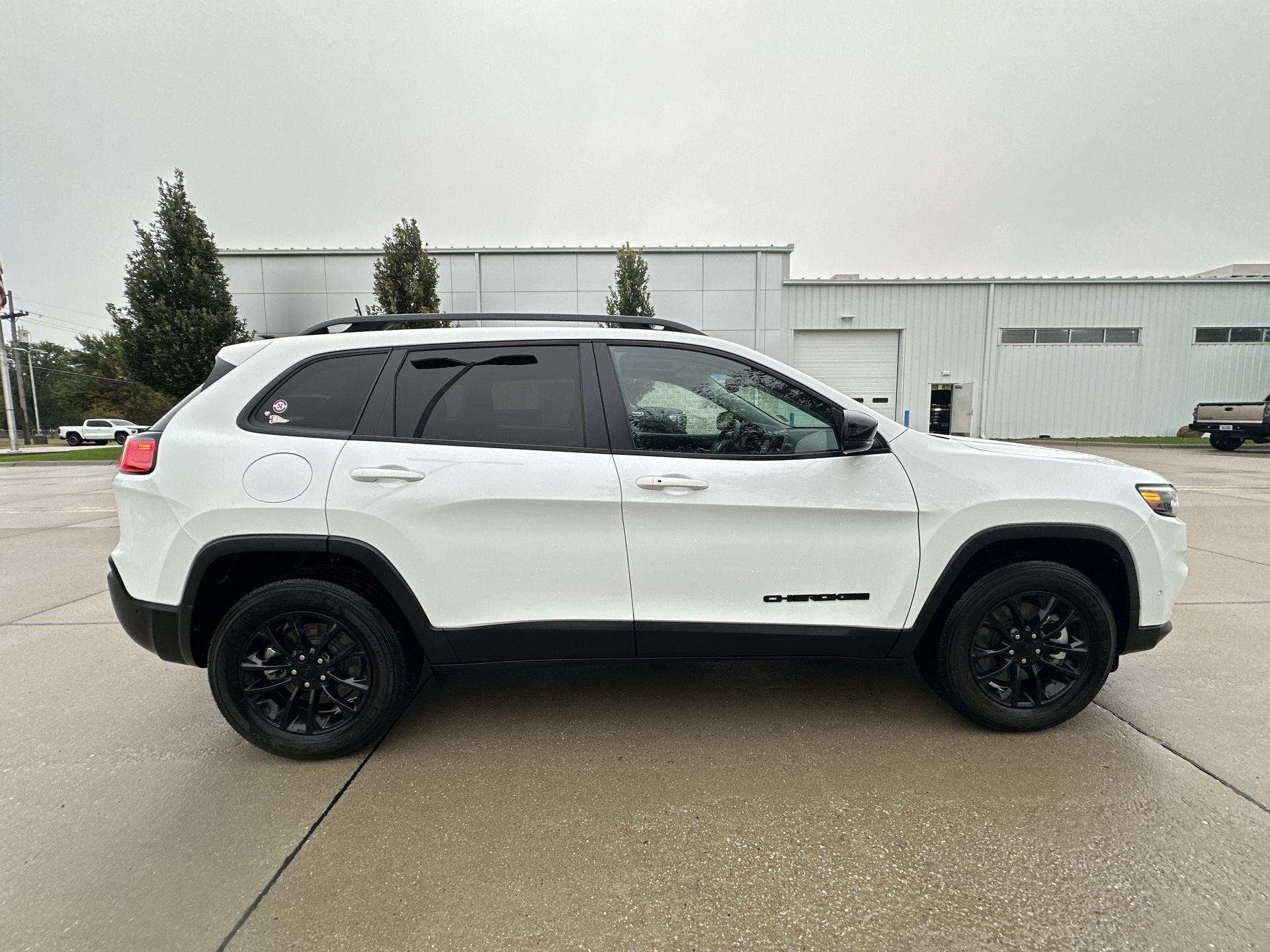 2023 Jeep Cherokee Altitude Lux 4x4