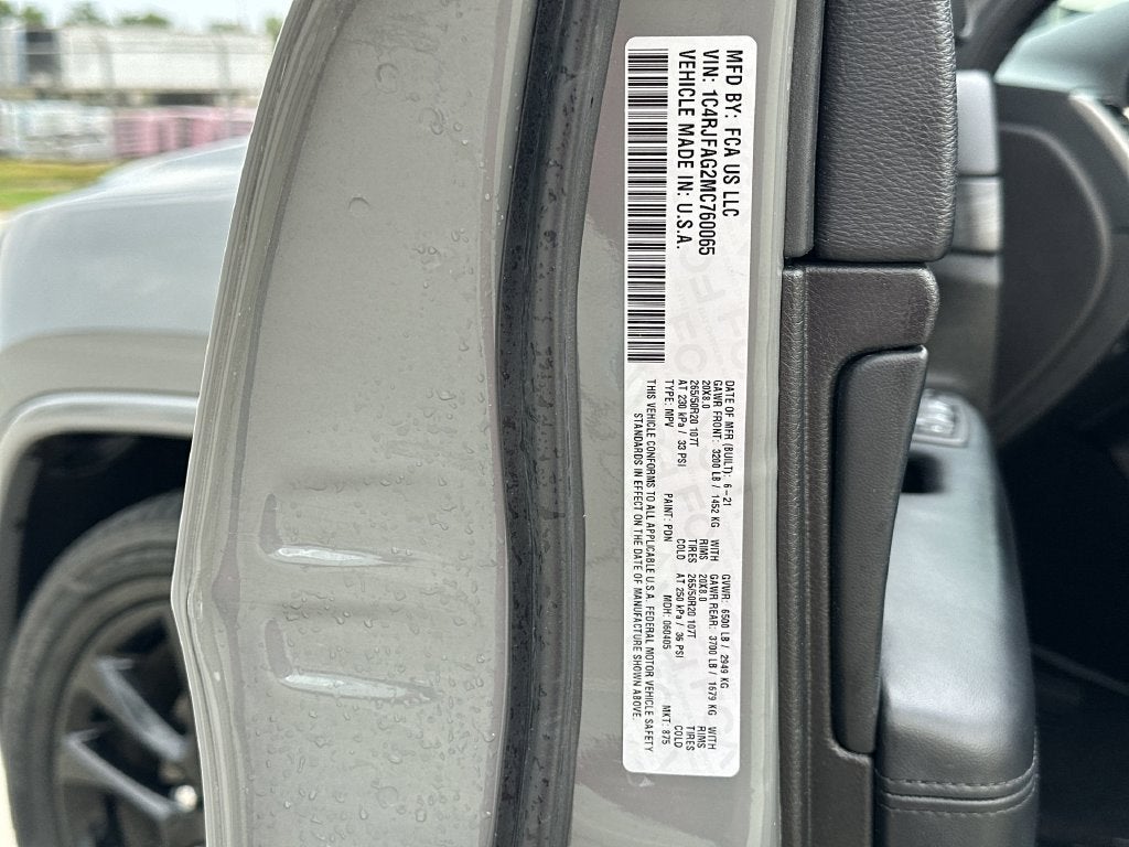 2021 Jeep Grand Cherokee Laredo X 4x4