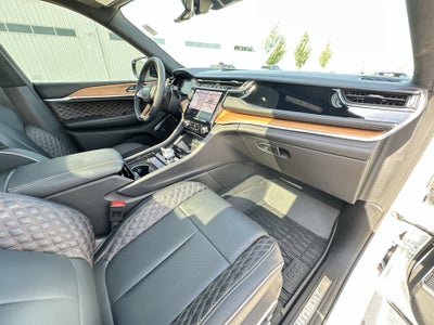 2025 Jeep Grand Cherokee Summit Reserve 4x4