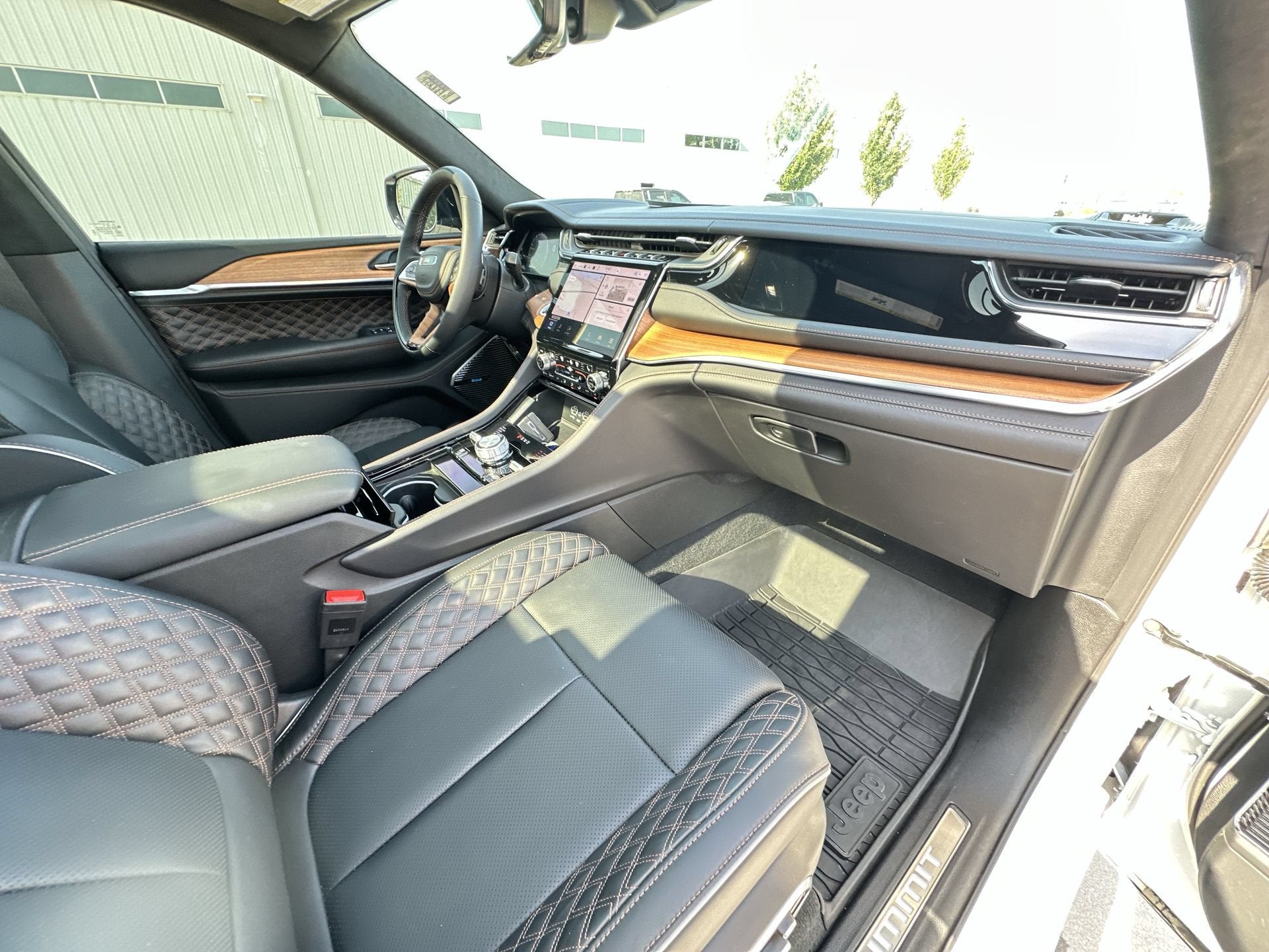 2025 Jeep Grand Cherokee Summit Reserve 4x4
