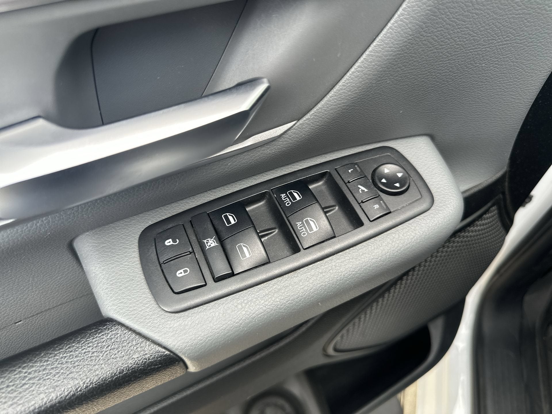 2019 RAM 1500 Big Horn/Lone Star Crew Cab 4x4 5'7" Box