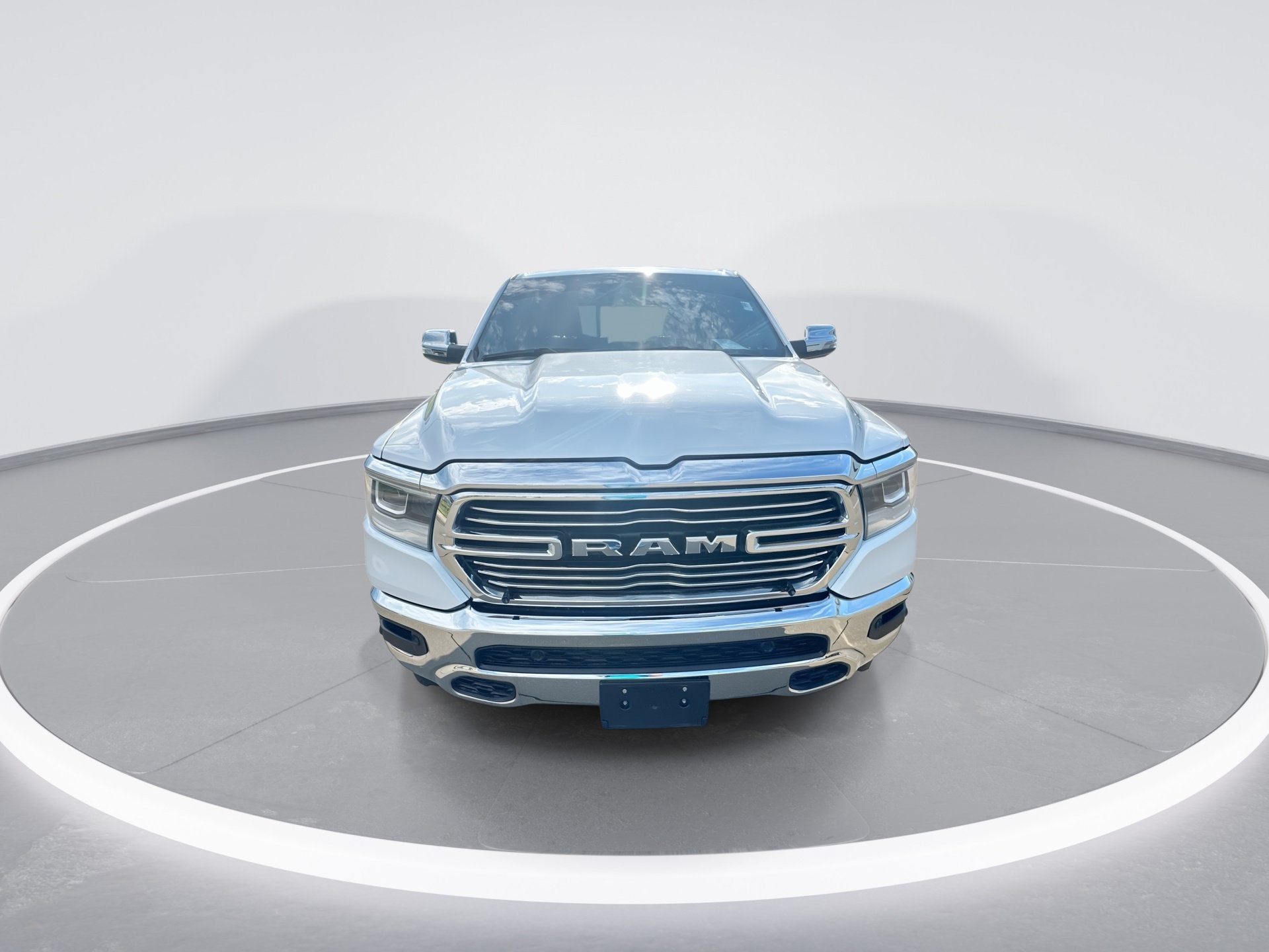 2023 RAM 1500 Laramie Crew Cab 4x4 5'7" Box