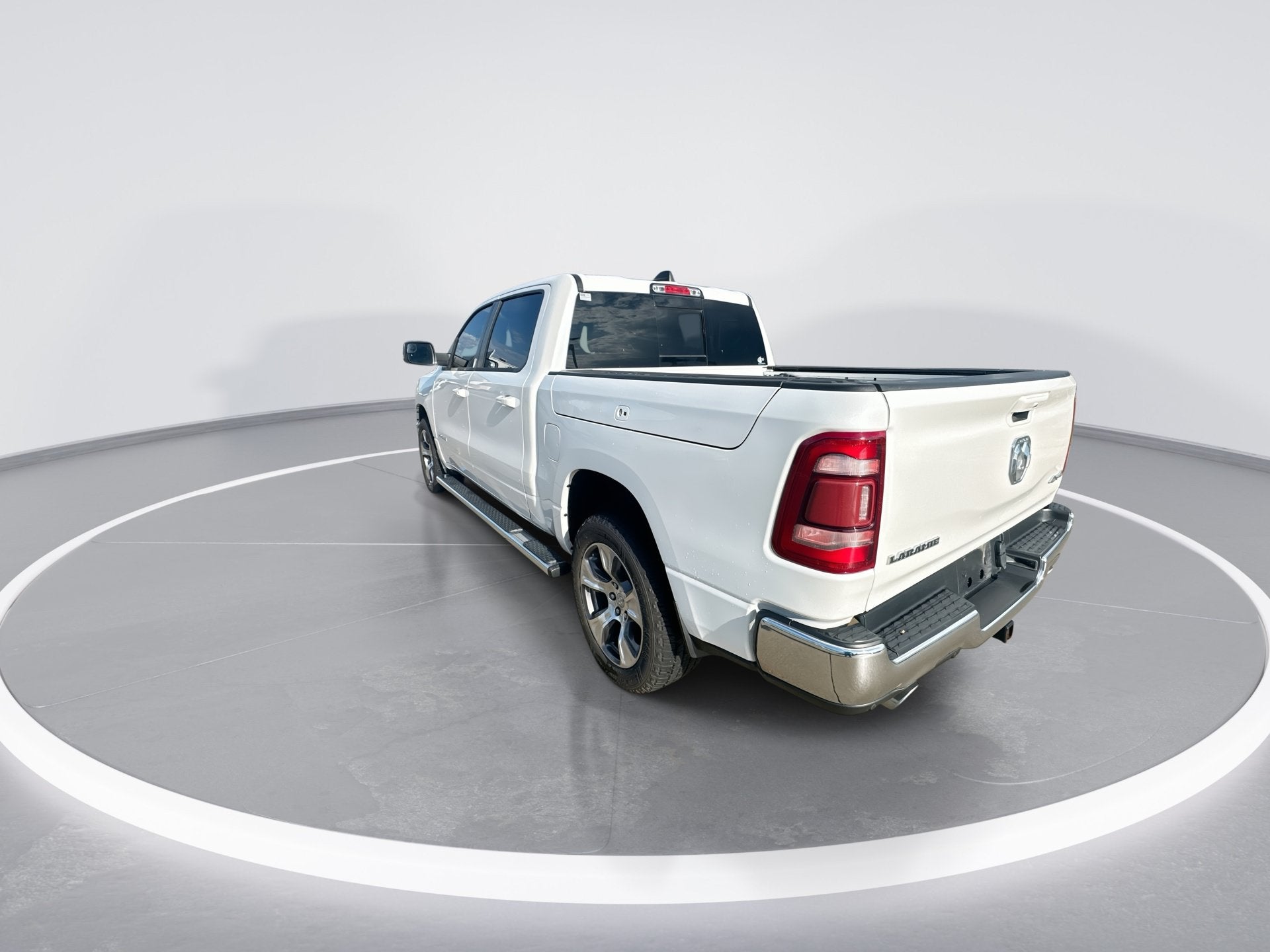 2023 RAM 1500 Laramie Crew Cab 4x4 5'7" Box