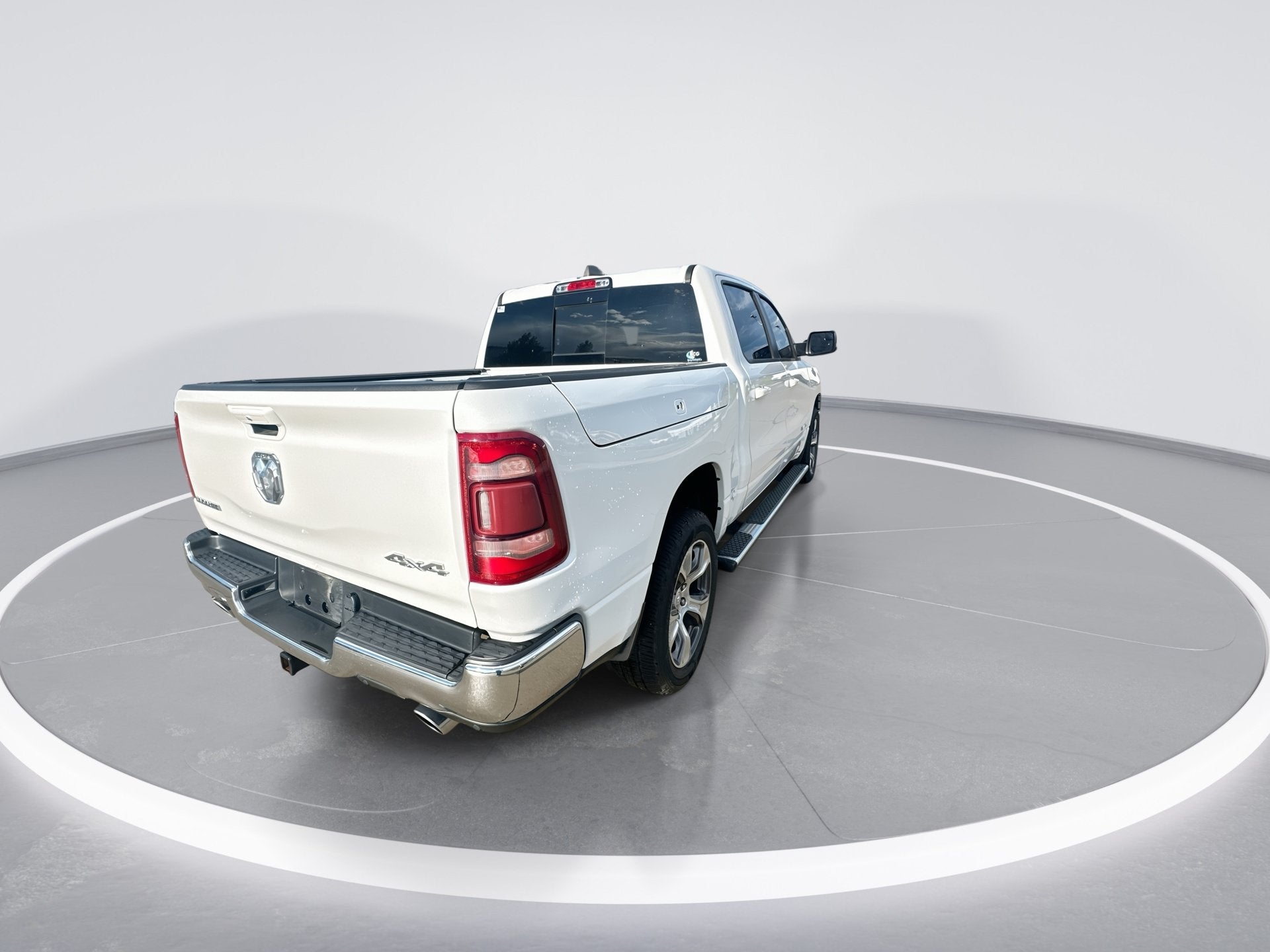 2023 RAM 1500 Laramie Crew Cab 4x4 5'7" Box