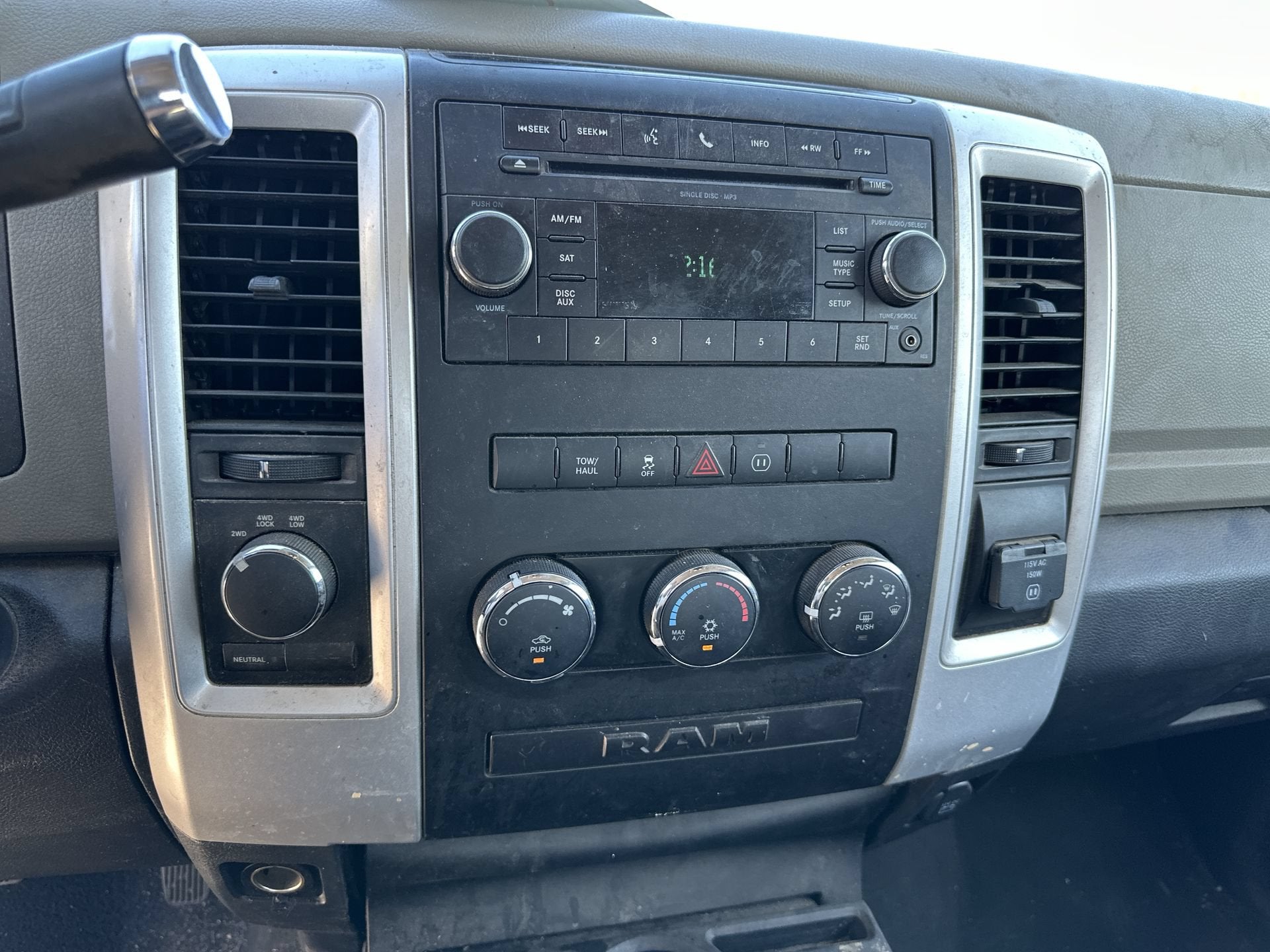 2010 Dodge Ram 1500 SLT/Sport/TRX