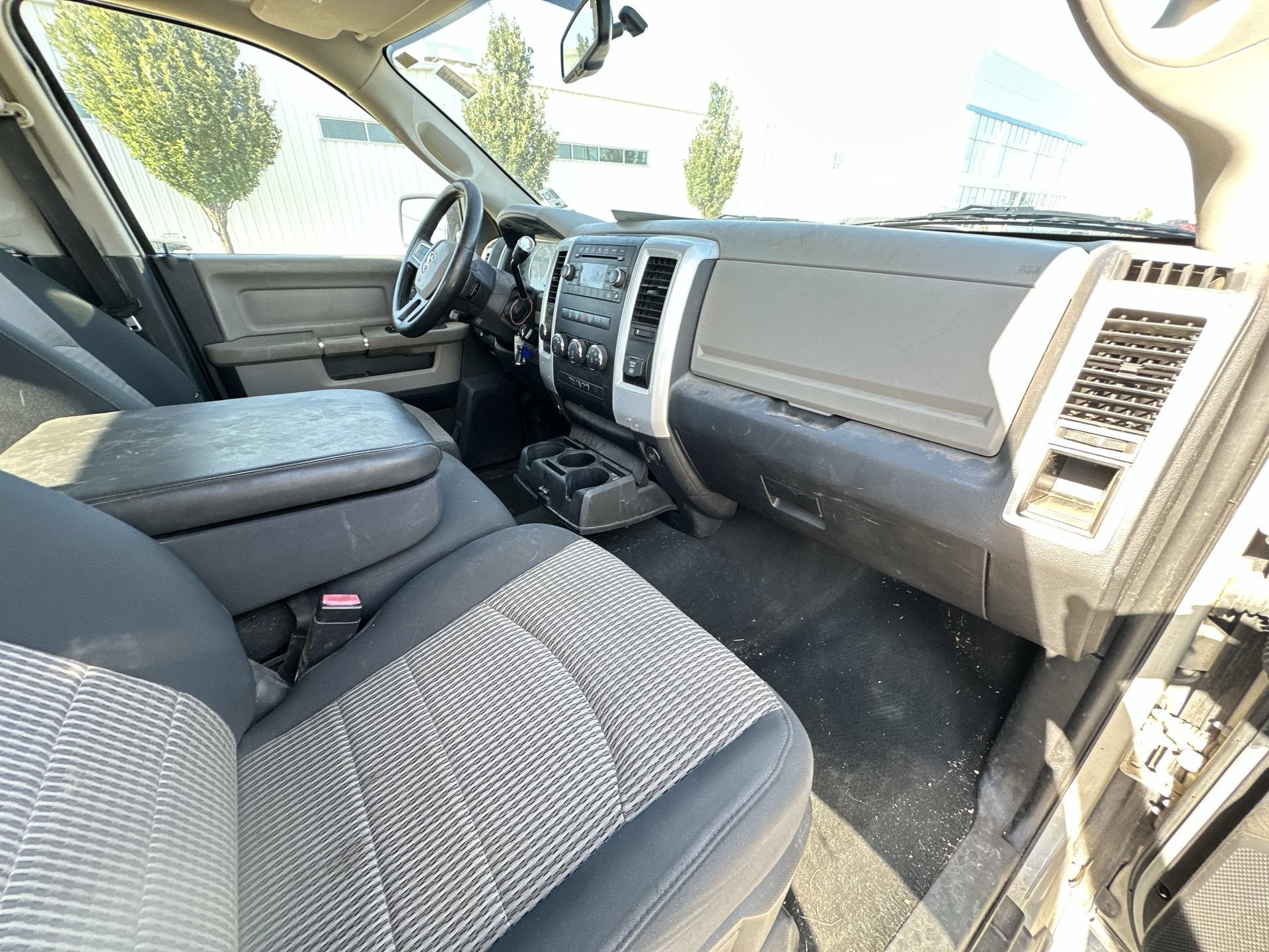 2010 Dodge Ram 1500 SLT/Sport/TRX
