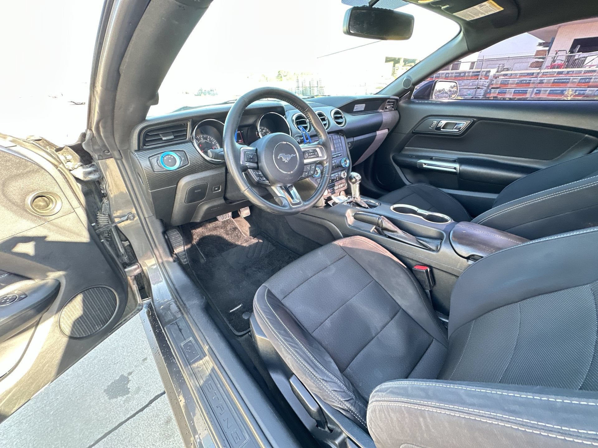 2016 Ford Mustang V6