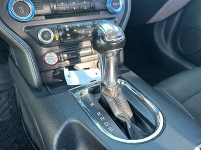 2016 Ford Mustang V6