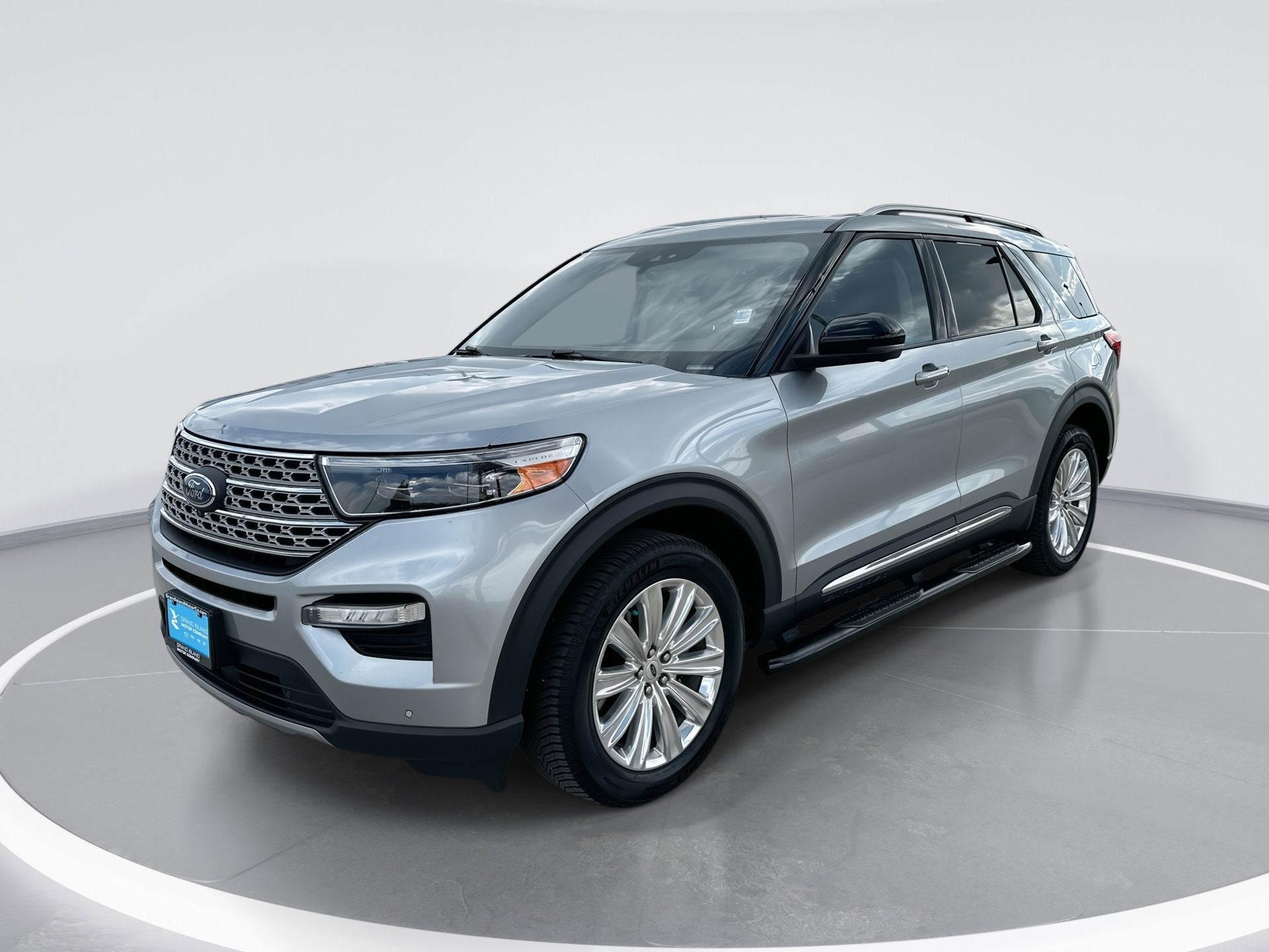 2022 Ford Explorer Limited HEV 4WD's photo