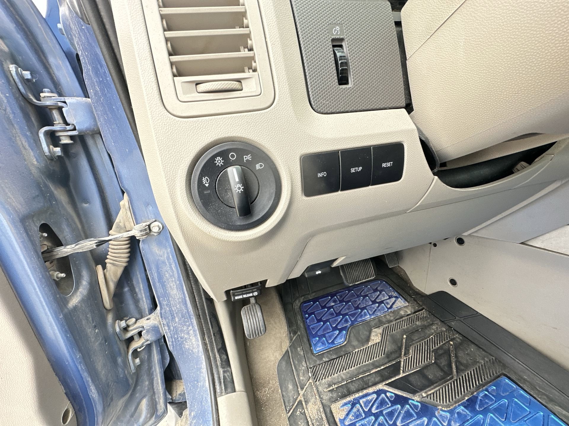 2009 Ford Escape XLT