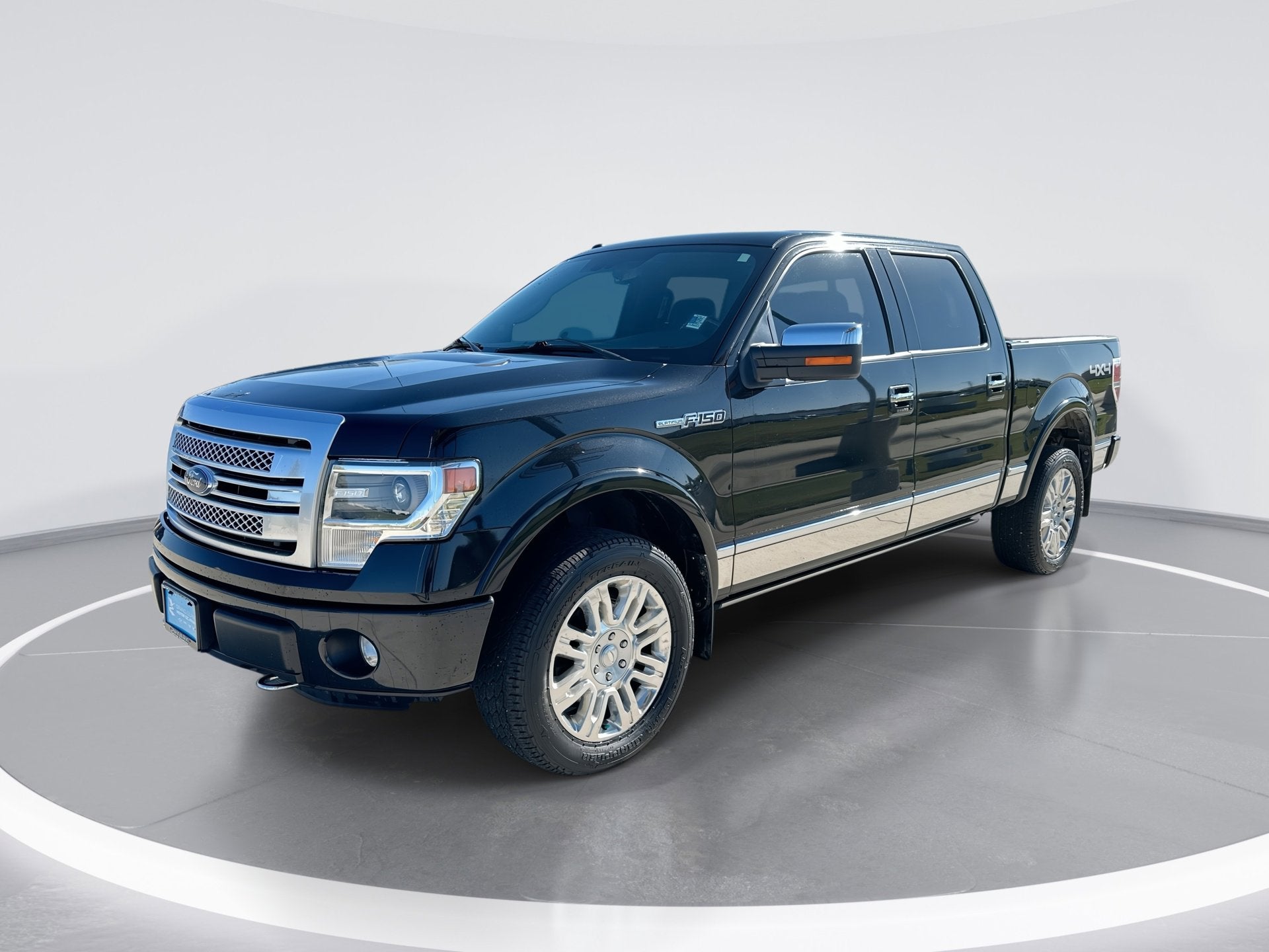 2013 Ford F-150 XL 4x4 SuperCrew 145-in's photo