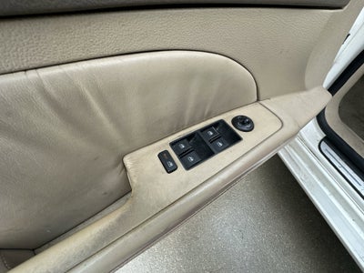 2005 Cadillac STS Base