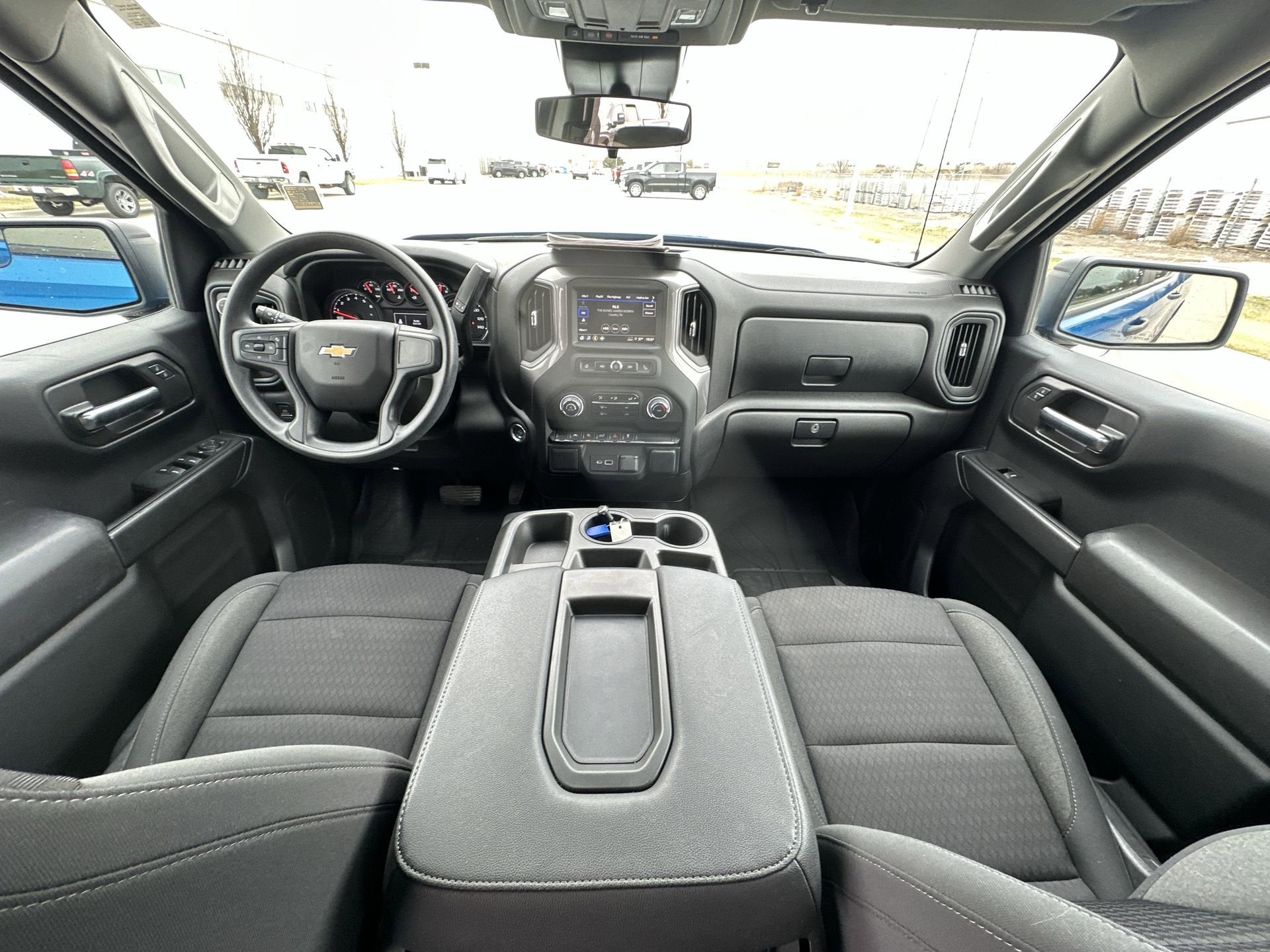 2023 Chevrolet Silverado 1500 Custom