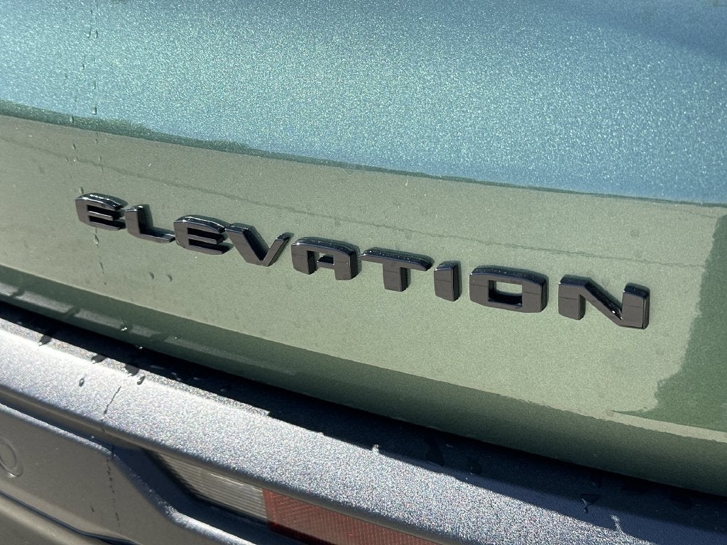 2027 GMC Acadia Elevation
