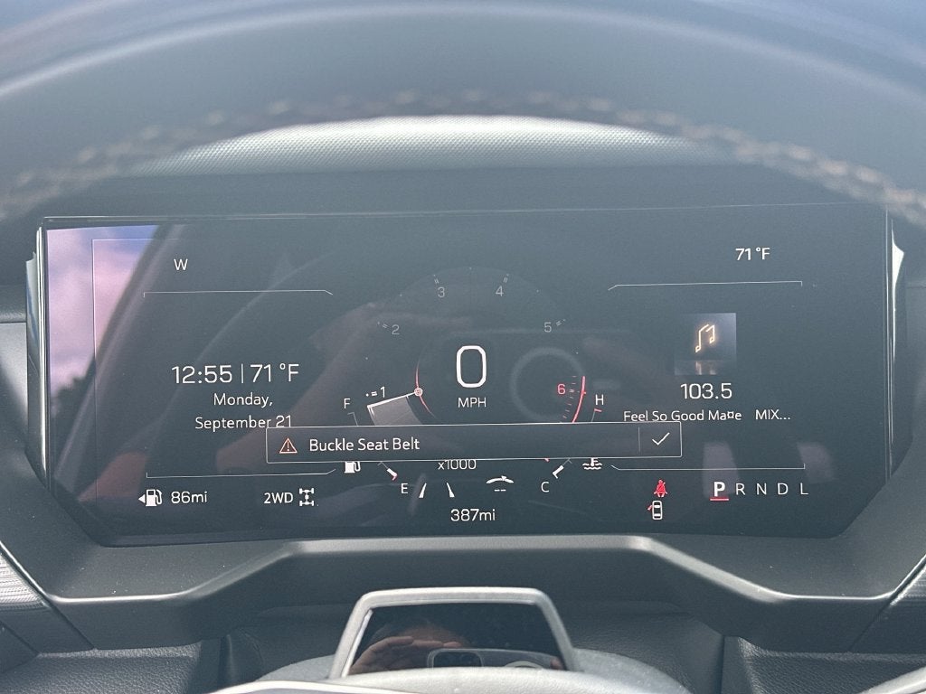 2027 GMC Acadia AT4