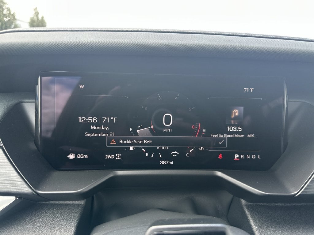 2027 GMC Acadia AT4