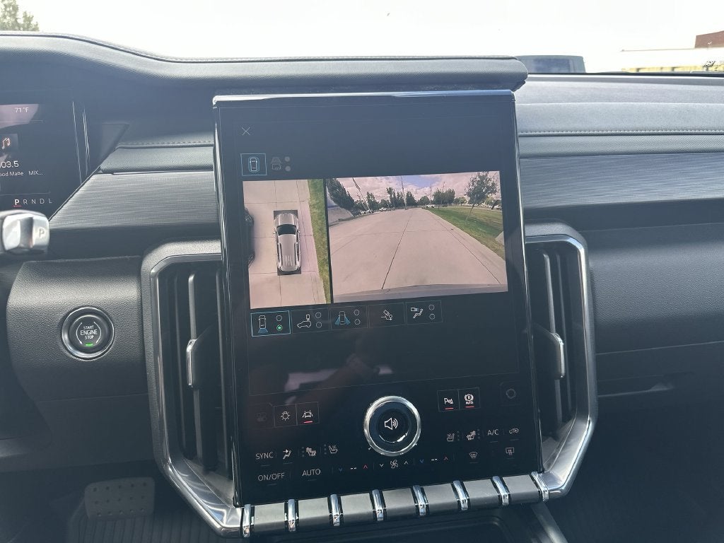 2027 GMC Acadia AT4