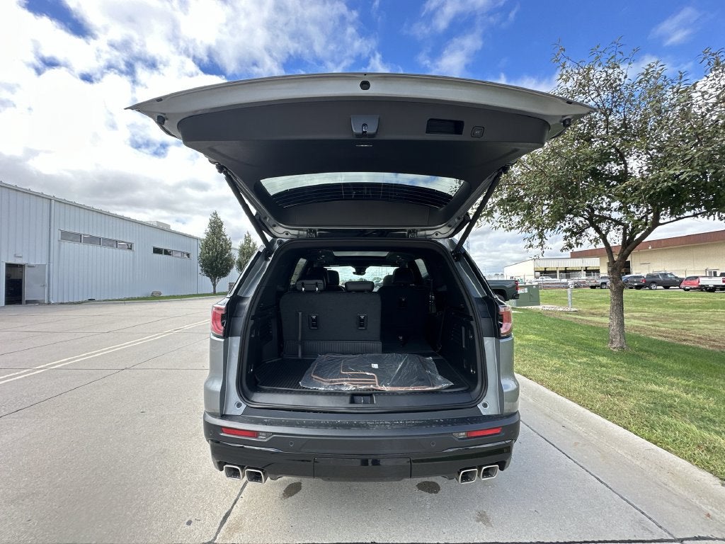 2027 GMC Acadia AT4