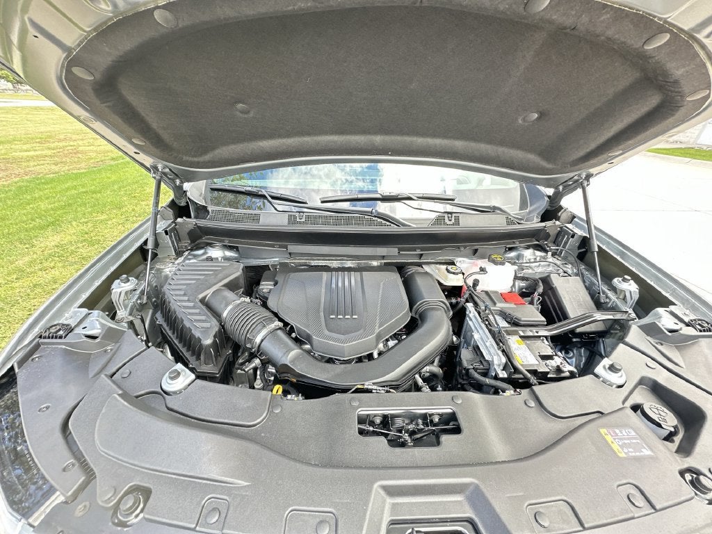2027 GMC Acadia AT4