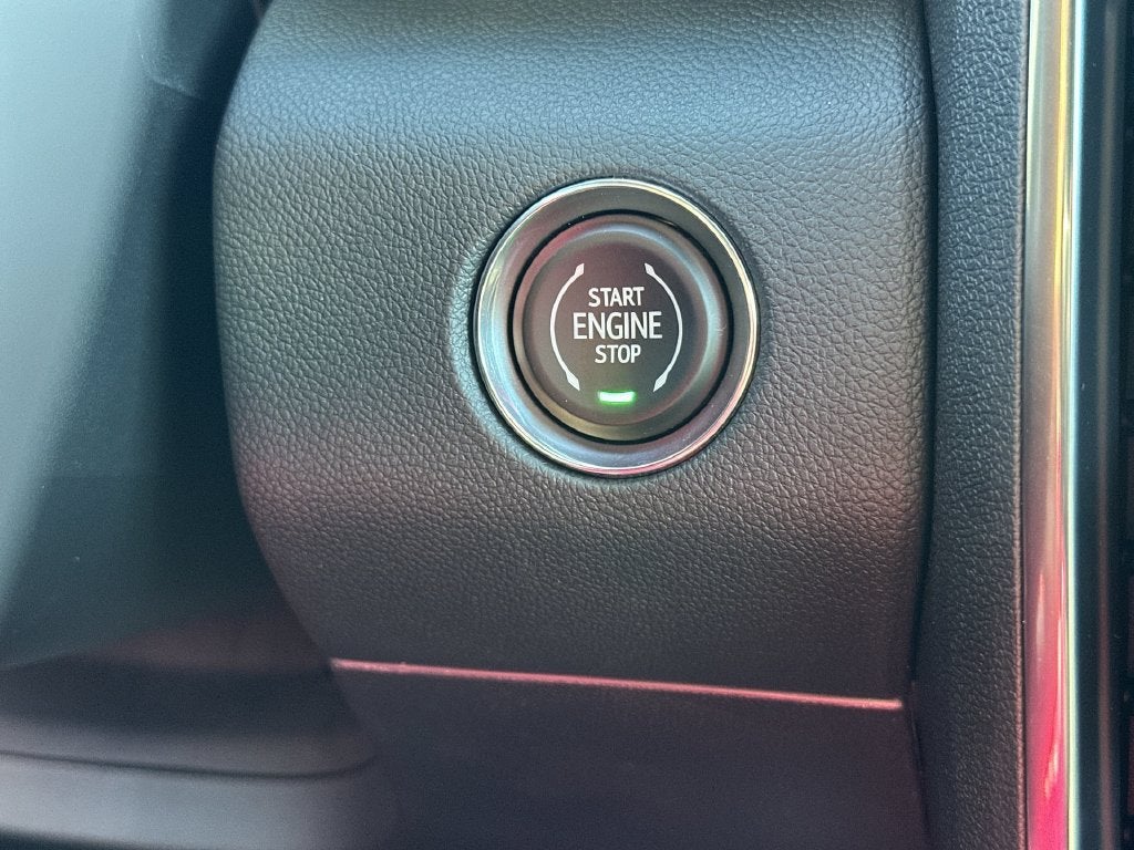 2027 GMC Acadia AT4