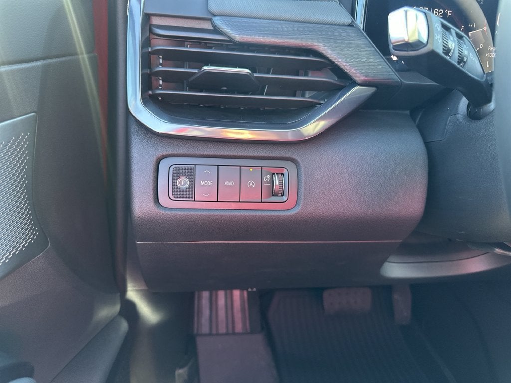 2027 GMC Acadia AT4