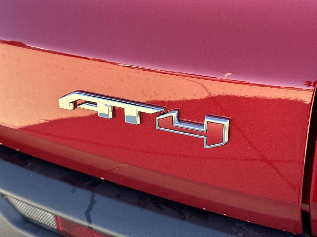 2027 GMC Acadia AT4
