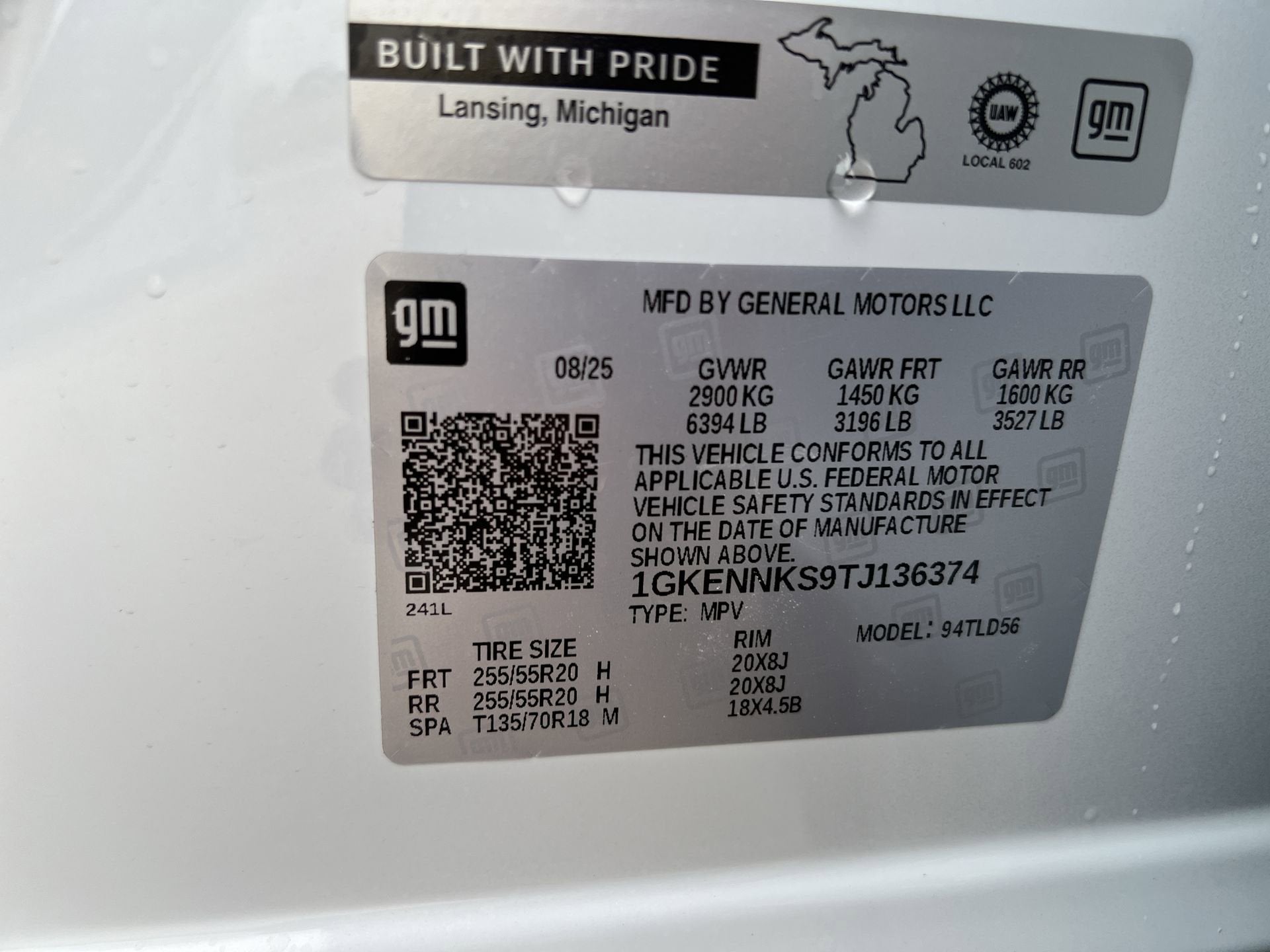 2026 GMC Acadia Elevation