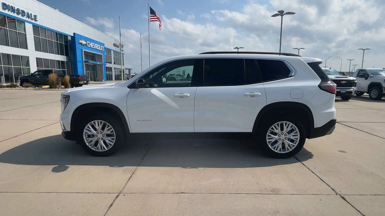 2025 GMC Acadia Elevation