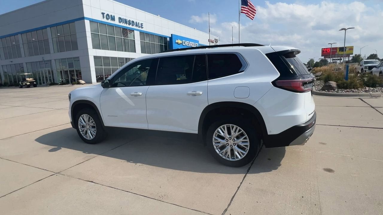 2025 GMC Acadia Elevation