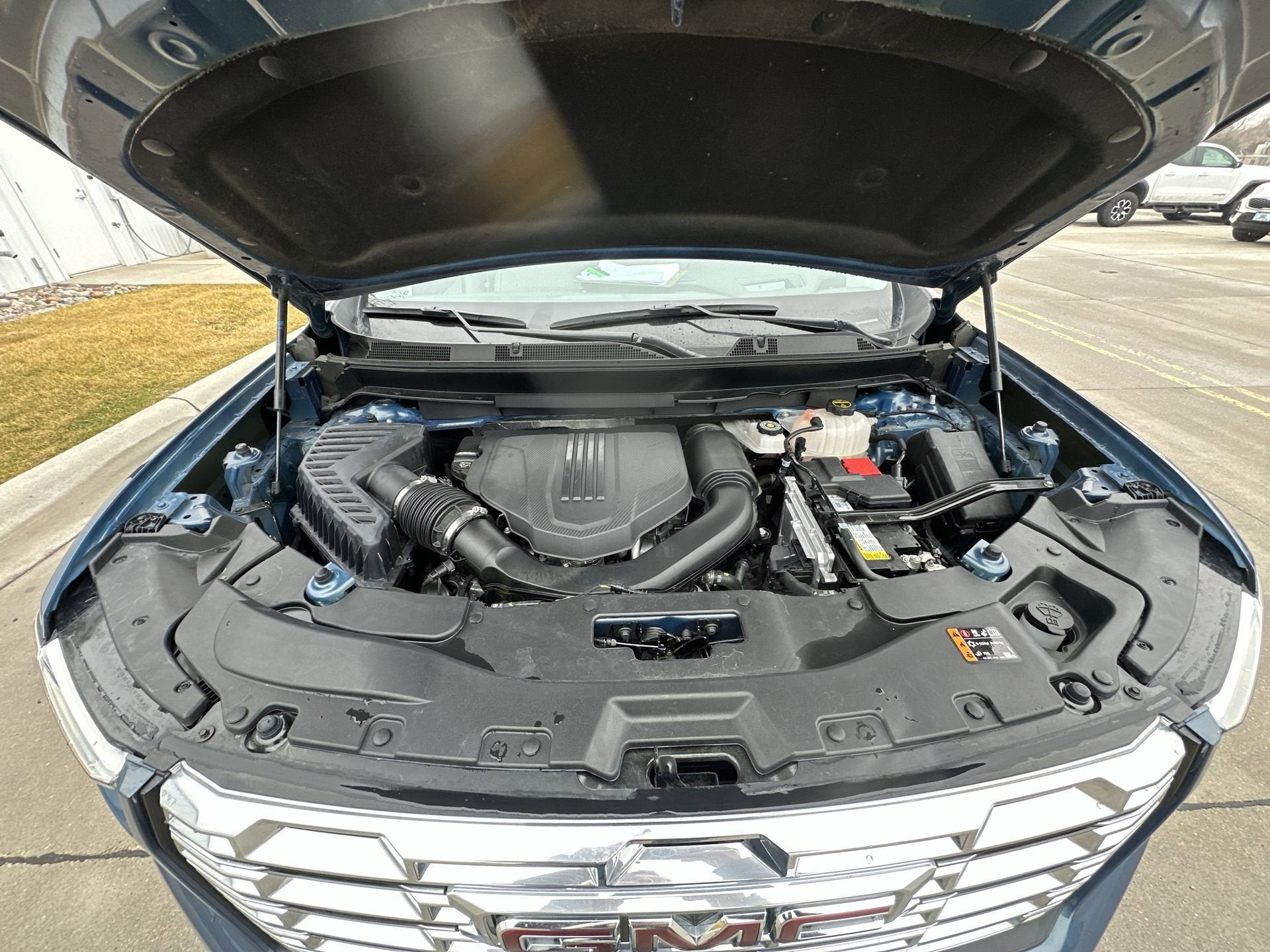 2024 GMC Acadia Denali