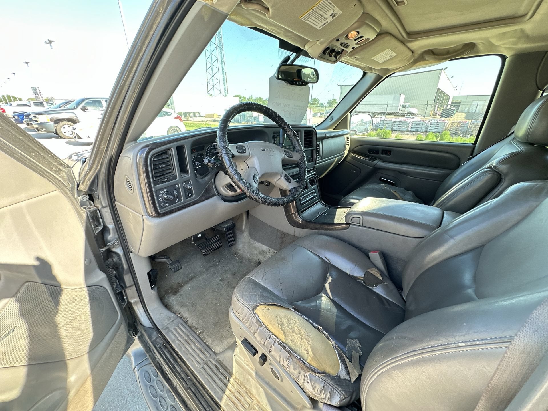 2005 GMC Yukon XL Denali