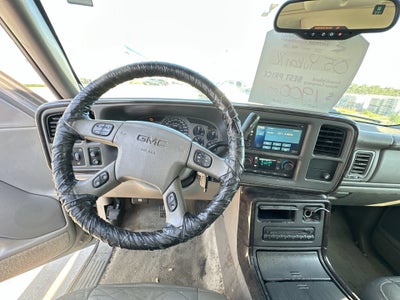 2005 GMC Yukon XL Denali