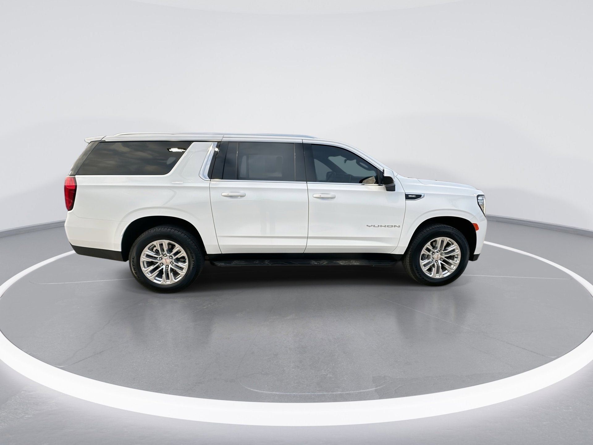 2024 GMC Yukon XL SLE