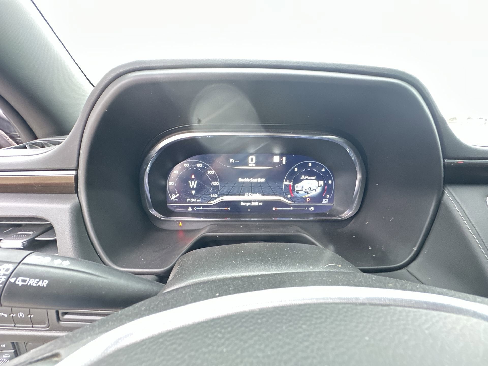 2023 GMC Yukon XL SLE