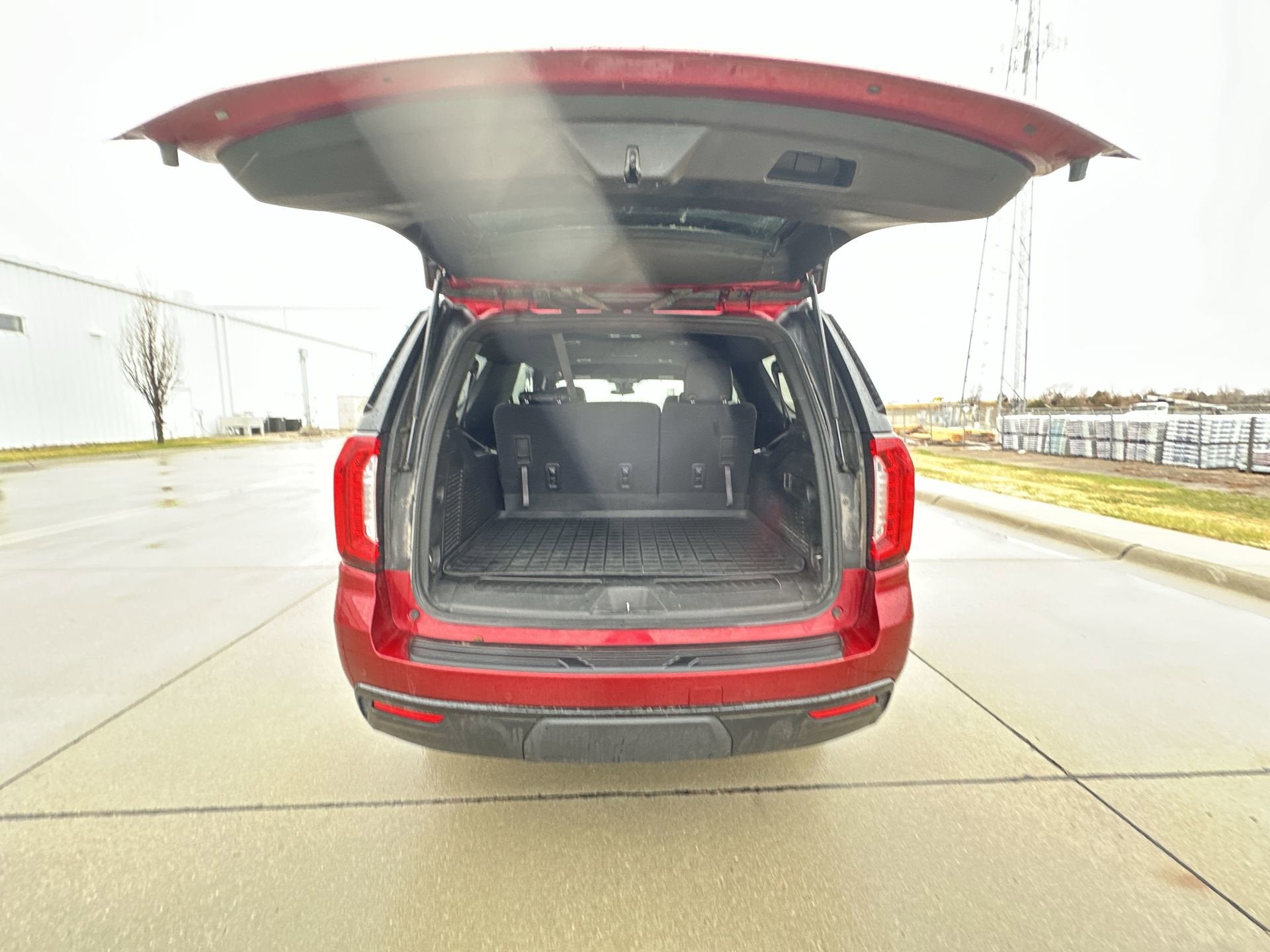 2023 GMC Yukon XL SLE