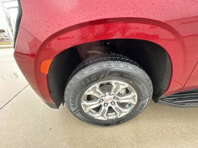 2023 GMC Yukon XL SLE