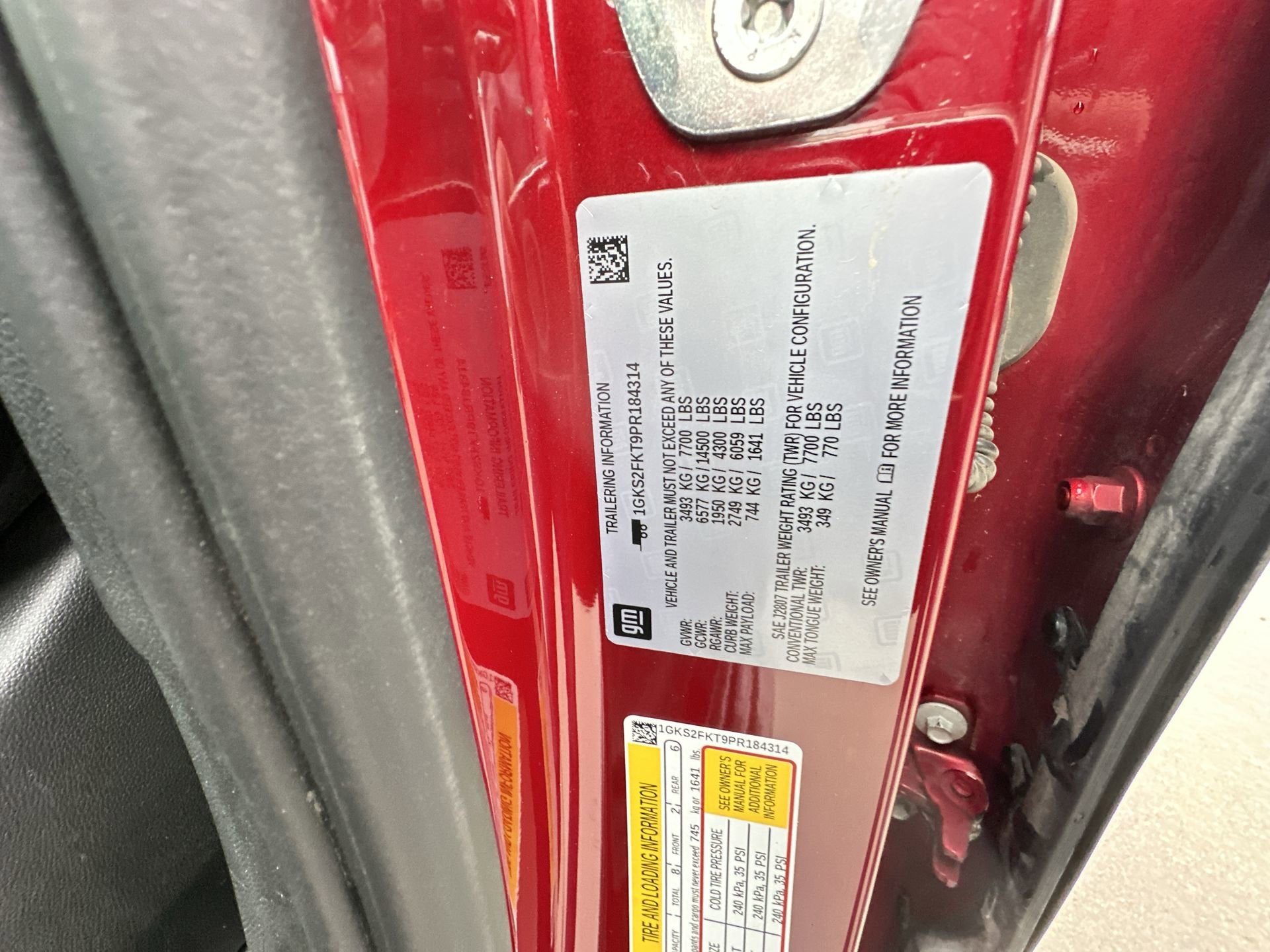 2023 GMC Yukon XL SLE