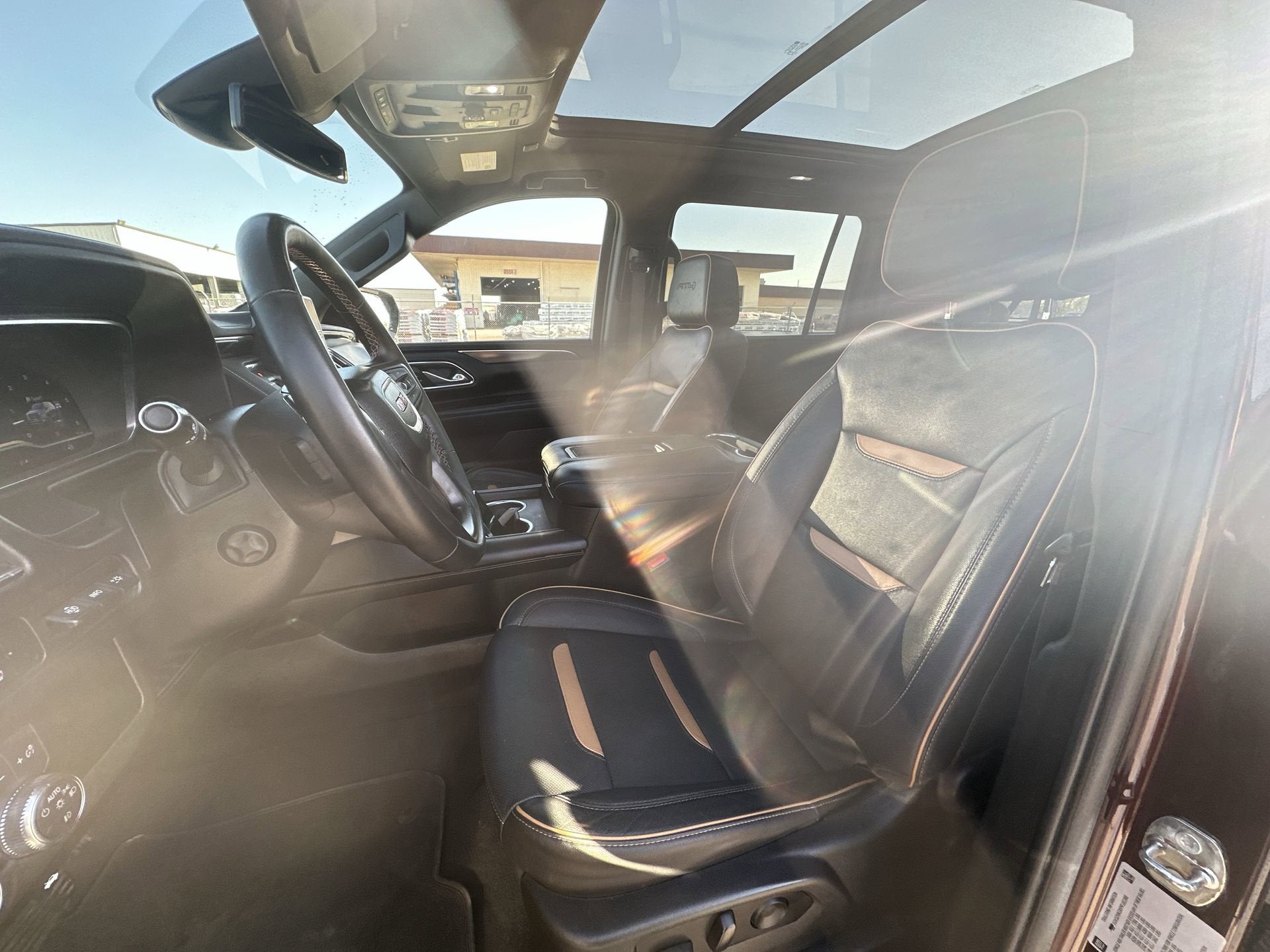 2023 GMC Yukon XL AT4