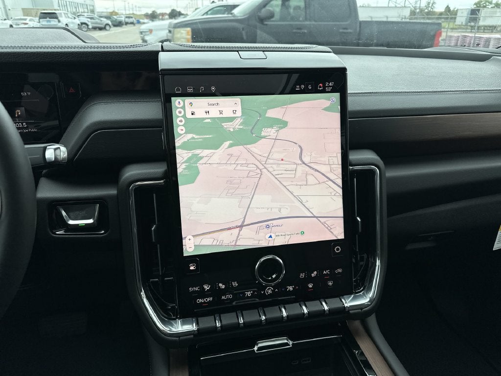 2026 GMC Yukon XL Denali - Photo 14
