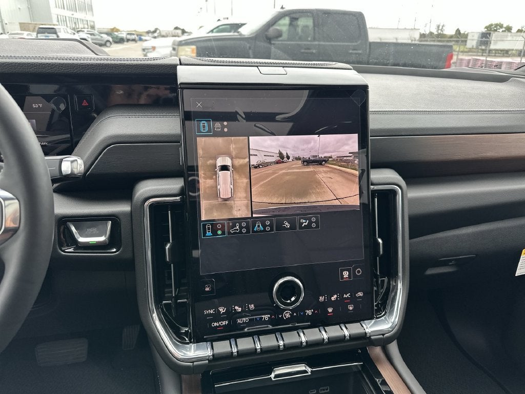 2026 GMC Yukon XL Denali - Photo 15
