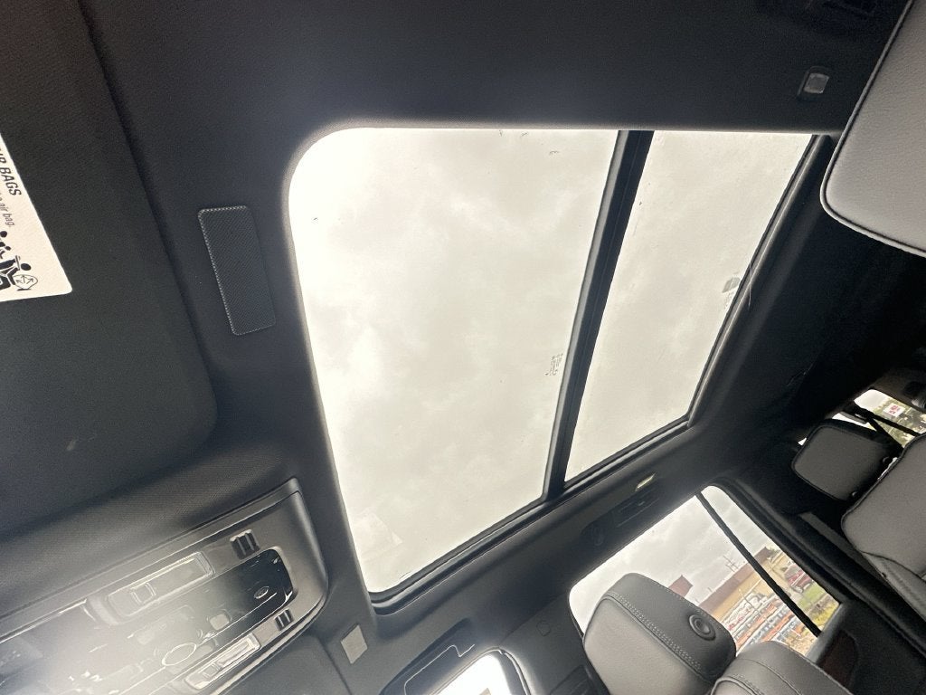 2026 GMC Yukon XL Denali - Photo 19