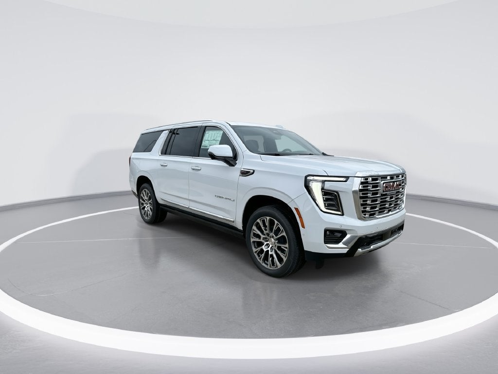 2026 GMC Yukon XL Denali - Photo 2