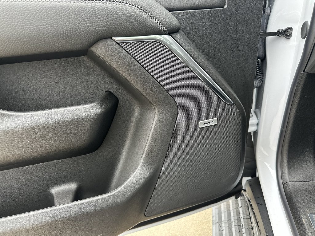 2026 GMC Yukon XL Denali - Photo 25