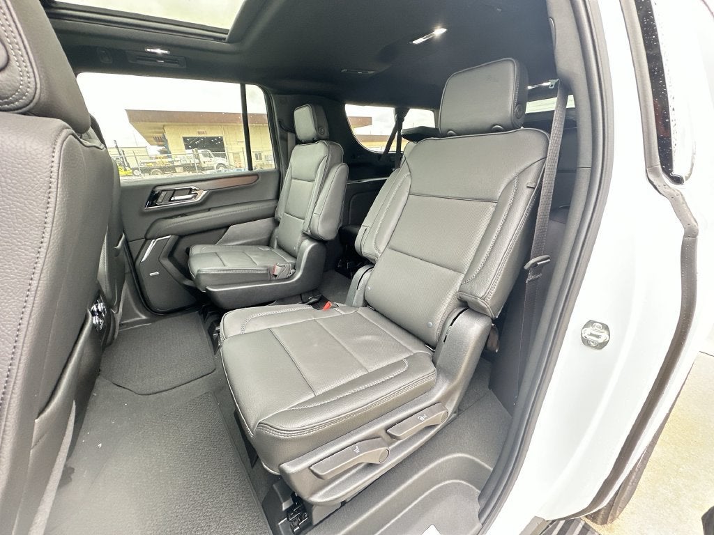 2026 GMC Yukon XL Denali - Photo 26