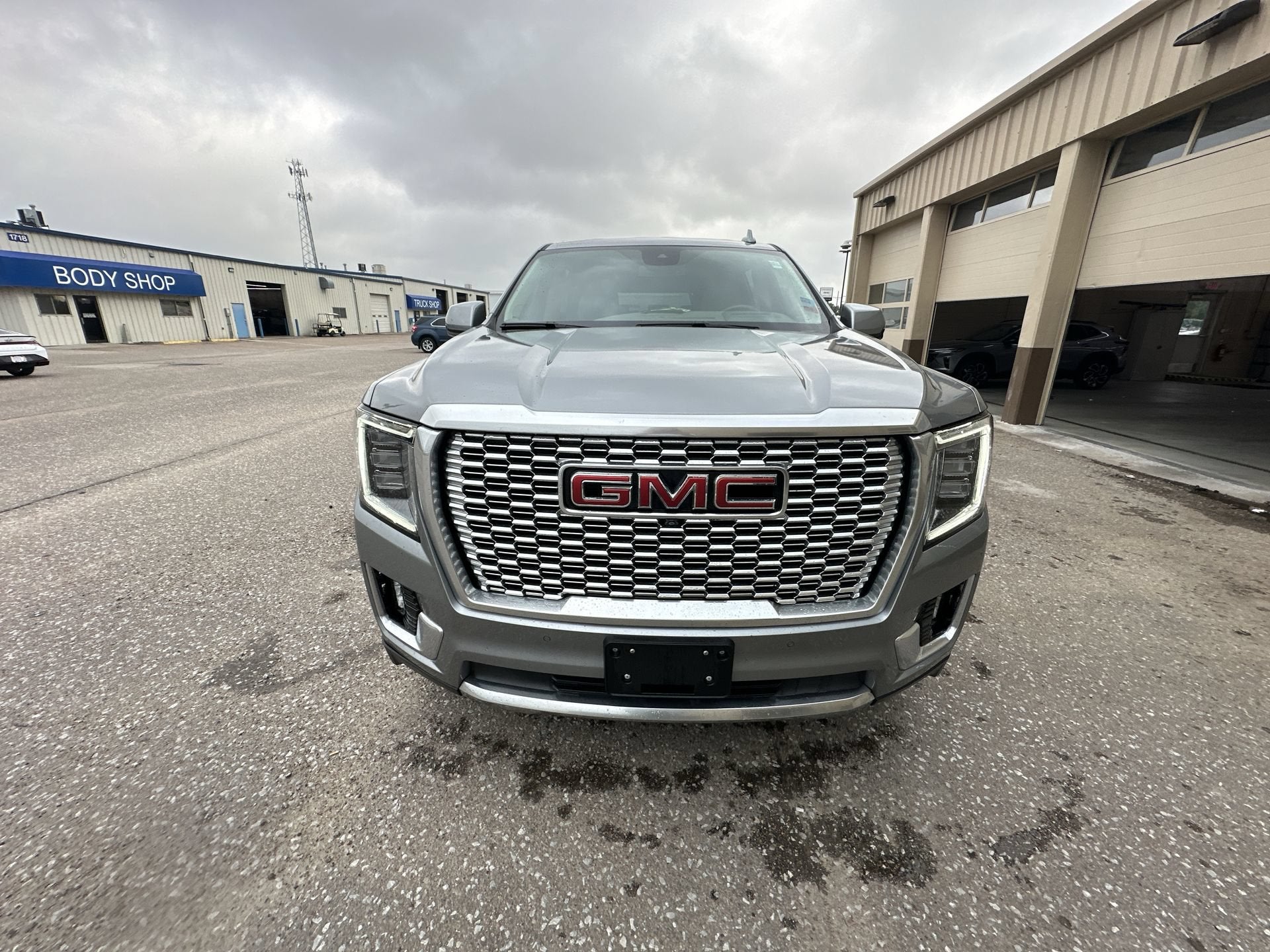 2023 GMC Yukon XL Denali