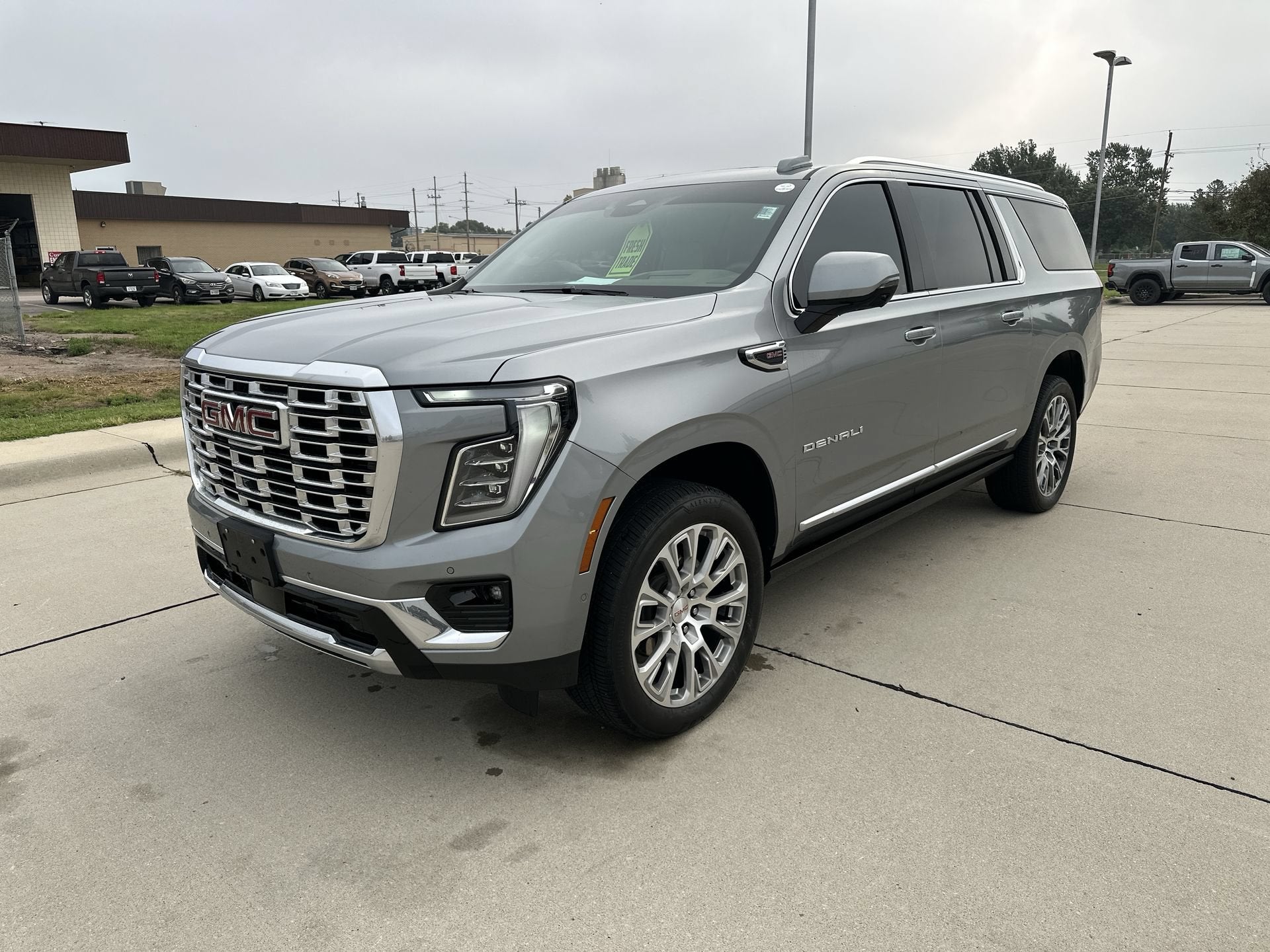 2025 GMC Yukon XL Denali