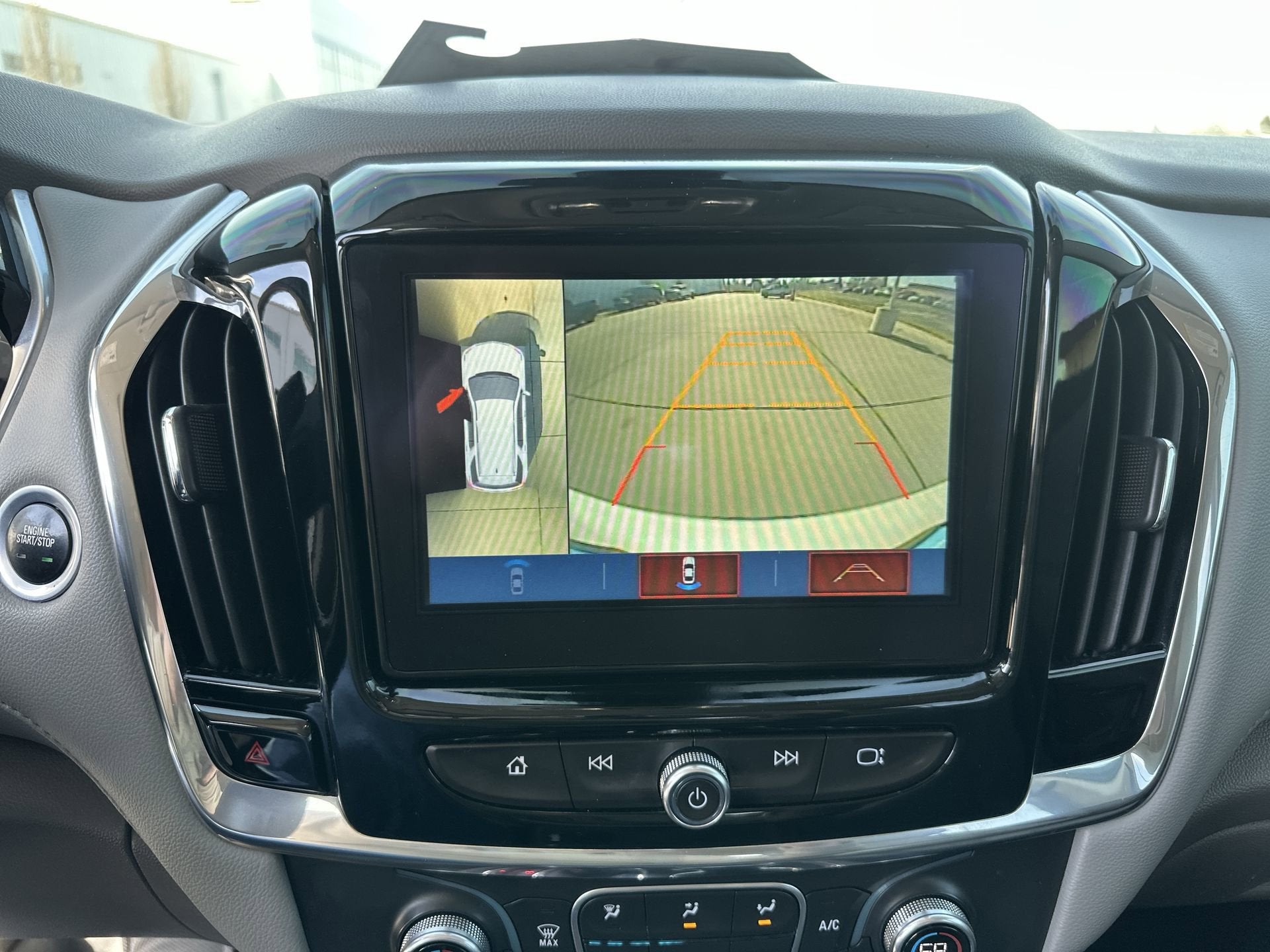 2018 Chevrolet Traverse LT Leather